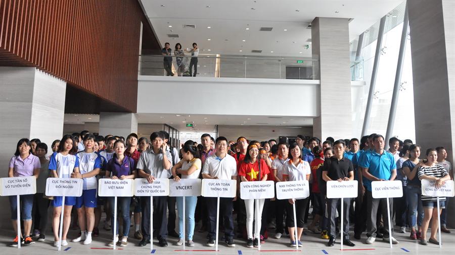 Các đội tham gia giao lưu