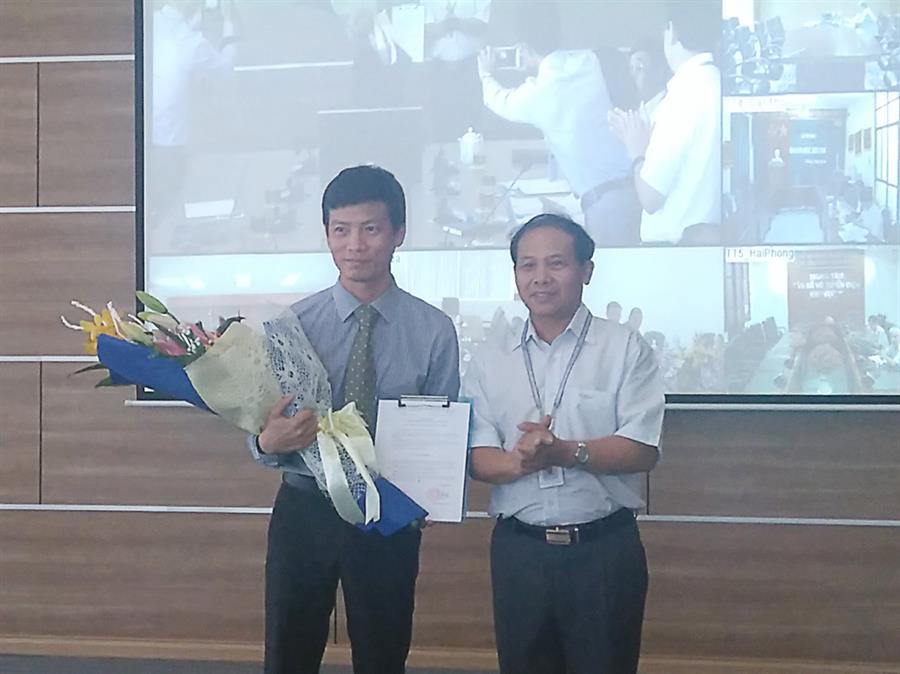 Cục trưởng Đoàn Quang Hoan trao Quyết định bổ nhiệm cho ông Lê Thài Hòa