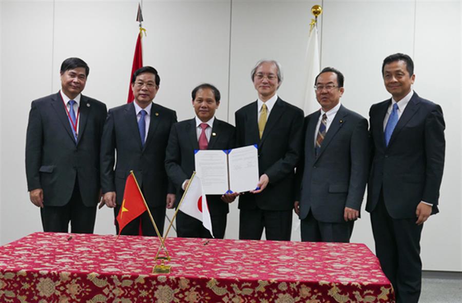 Cục Tần số vô tuyến điện, Bộ TT&TT Việt Nam ký kết biên bản ghi nhớ với Cơ quan quản lý tần số Nhật Bản