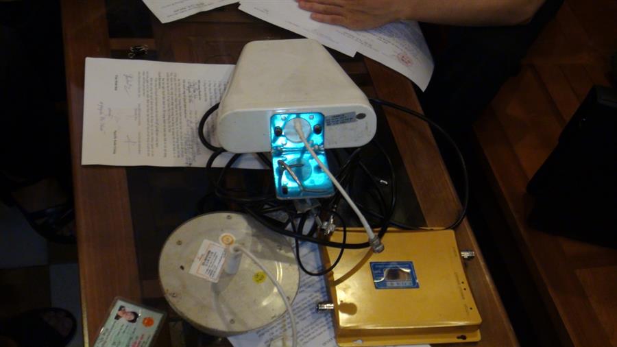 Thiết bị kích sóng di động không đạt các quy chuẩn, quy định của Việt Nam gây can nhiễu đã bị Thanh tra Sở TT&TT Hà Nội tịch thu.