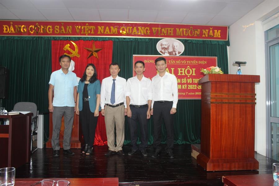 Đại hội Chi bộ Trung tâm Tần số vô tuyến điện khu vực VI