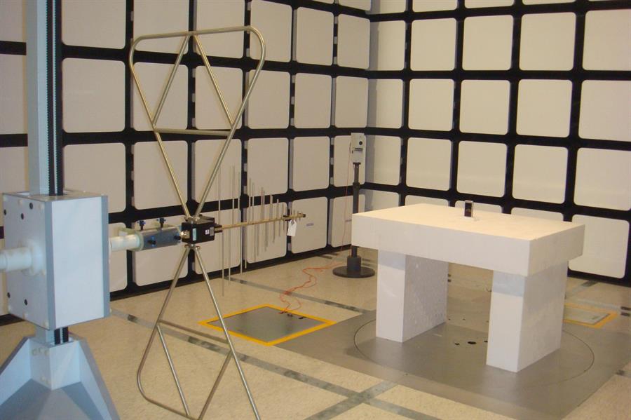 Phòng đo EMC của Cục Tần số vô tuyến điện tại Hà Nội.