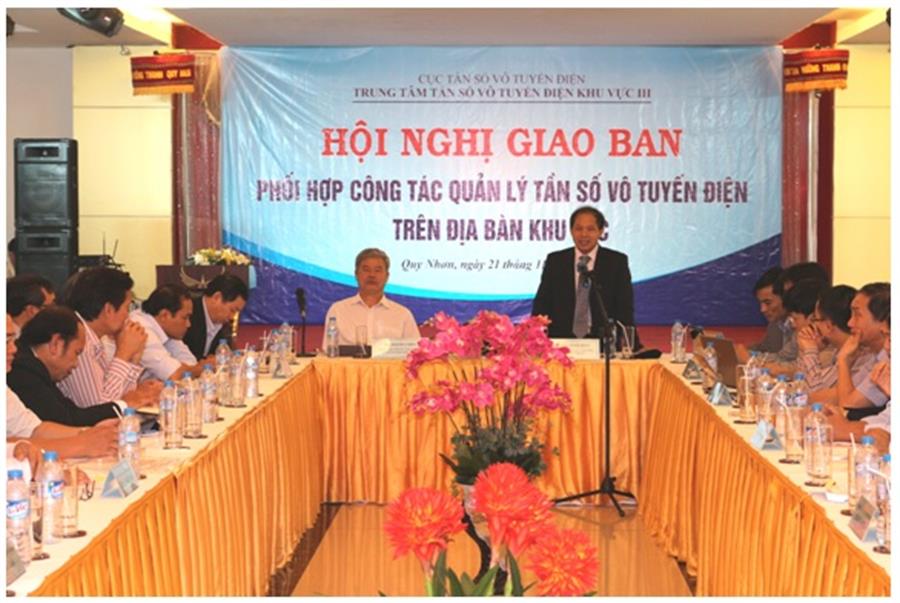 Cục trưởng Cục Tần số vô tuyến điện Đoàn Quang Hoan phát biểu tại Hội nghị