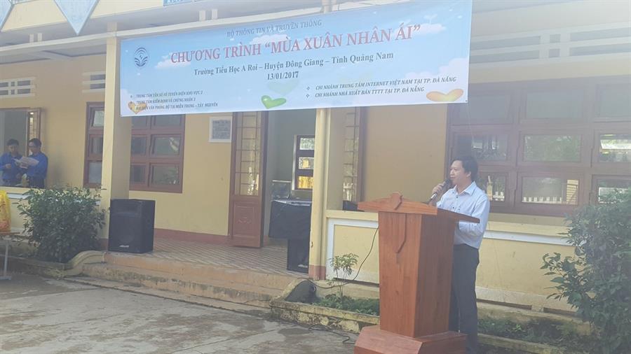 Ông Nguyễn Phú Hà – Phó Giám đốc, Chủ tịch Công Đoàn Trung tâm Tần số VTĐ khu vực III - Đại diện các đơn vị tham gia Chương trình phát biểu khai mạc buổi Giao lưu