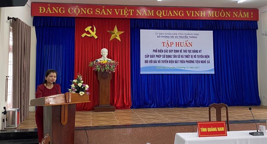 Bà Phạm Thị Ngọc Quyên - Phó Giám đốc Sở TTTT tỉnh Quảng Nam phát biểu tại buổi tập huấn trực tuyến