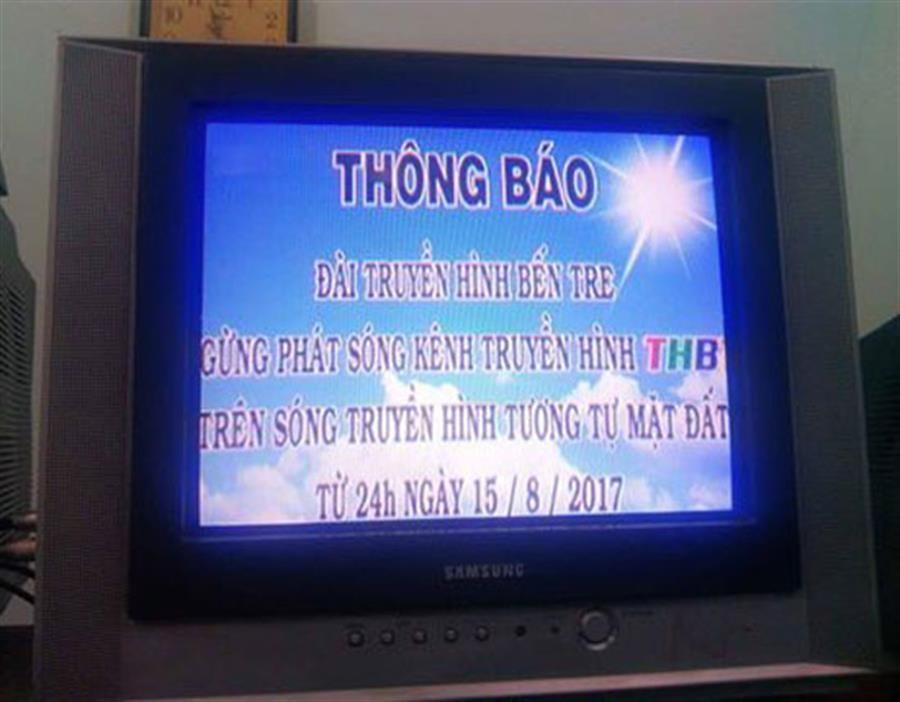 Local analog TV channels just showed this message on screen