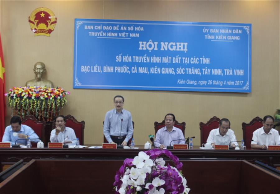 Thứ trưởng Bộ TTTT Phan Tâm phát biểu chỉ đạo Hội nghị