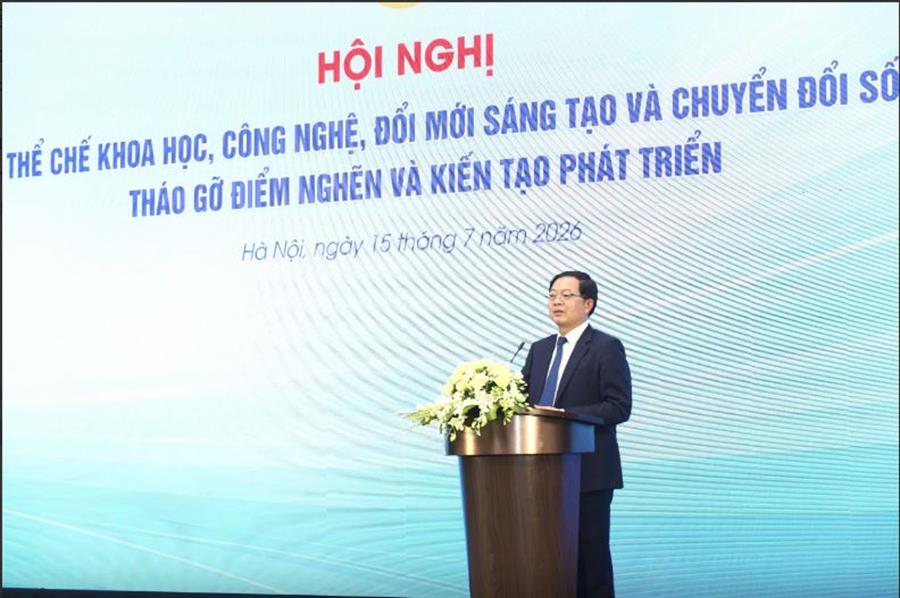 Phó Thủ tướng Hồ Quốc Dũng phát biểu chỉ đạo Hội nghị.